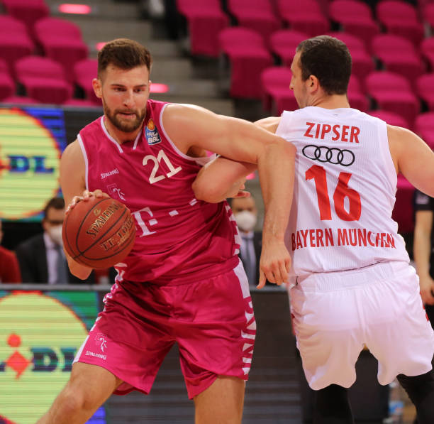 老鹰队在 老鹰队在