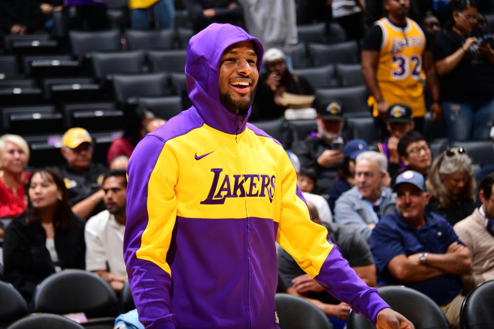 球苗子的发 球苗子的发