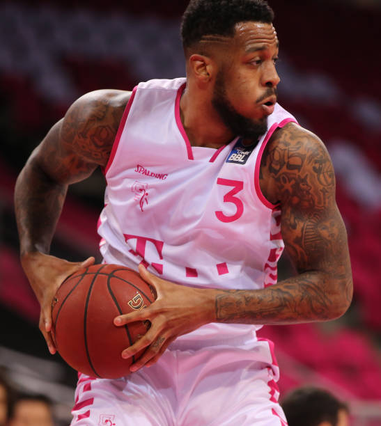 他的空中对 他的空中对